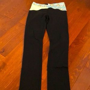 Girls ivivva leggings